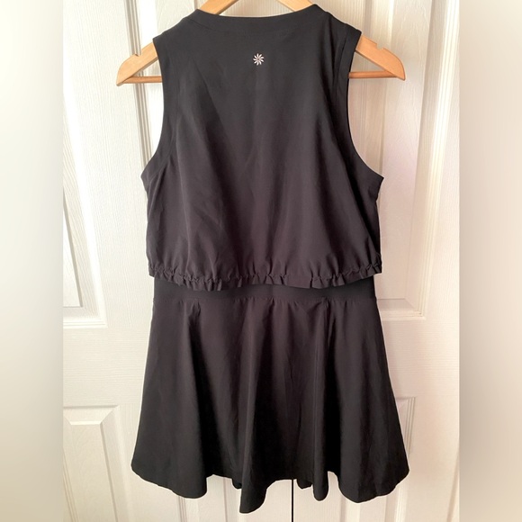 ATHLETA Black Venture Out Built-in Shorts Sleeveless Mini Dress SZ 4 - Picture 2 of 9